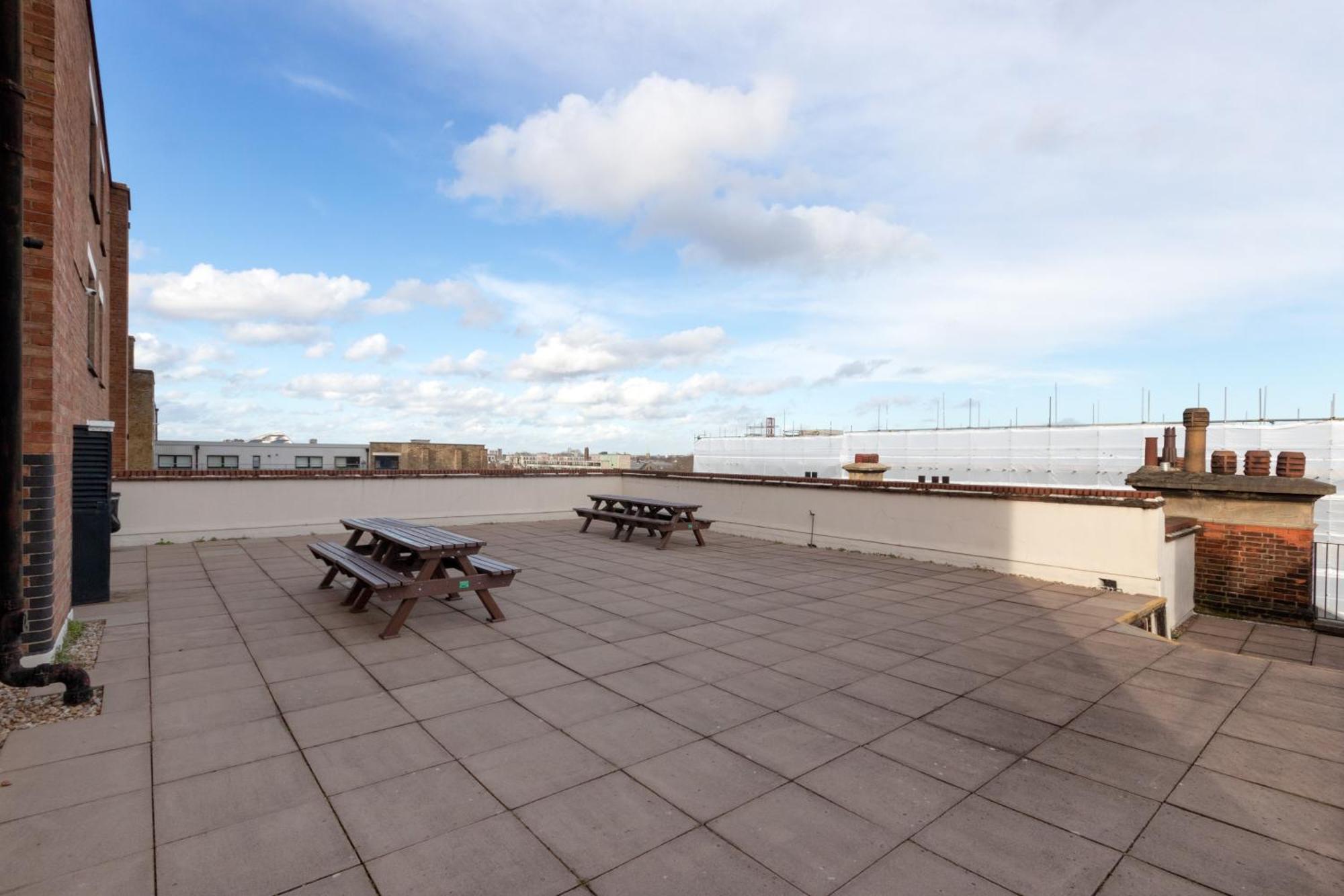 2 Bed Bethnal Green Penthouse Londres Exterior foto